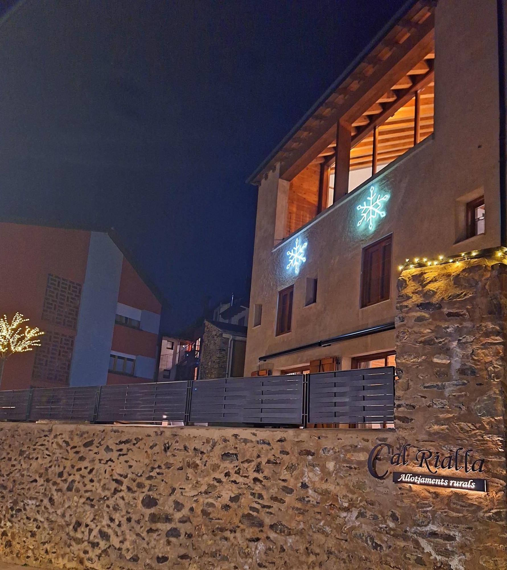 Apartament "Enclau" Turismo Rural Cal Rialla Llivia Buitenkant foto